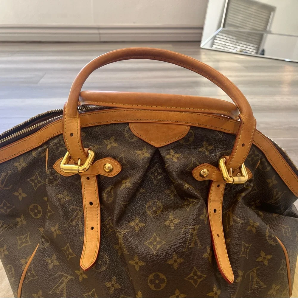 Louis Vuitton Monogram Tivoli GM - Picture 4 of 16